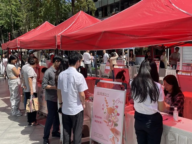 “家門口”的一站式服務！瑞方人力助力打造火車南站街道錦官新城社區特色就業IP 第4張